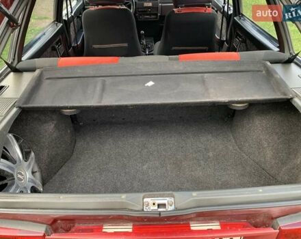 Красный ВАЗ 2109, объемом двигателя 1.5 л и пробегом 945 тыс. км за 2500 $, фото 4 на Automoto.ua