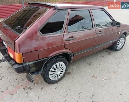 ВАЗ 2109 2007 в Кременце на Automoto.ua Красный ВАЗ 2109, объемом двигателя 1.6 л и пробегом 169 тыс. км за 1150 $, фото 5 на Automoto.ua