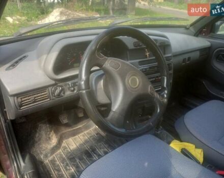 Красный ВАЗ 2109, объемом двигателя 1.5 л и пробегом 88 тыс. км за 2000 $, фото 3 на Automoto.ua