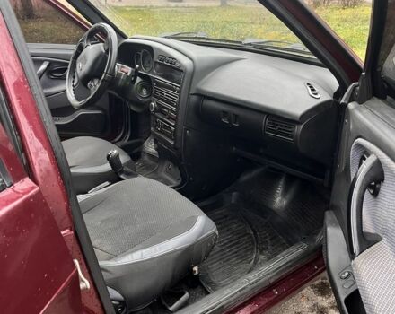 Красный ВАЗ 2109, объемом двигателя 1.6 л и пробегом 176 тыс. км за 2100 $, фото 7 на Automoto.ua