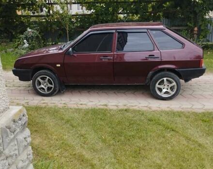 Красный ВАЗ 2109, объемом двигателя 1.6 л и пробегом 317 тыс. км за 1750 $, фото 1 на Automoto.ua