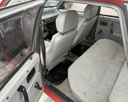 ВАЗ 2109 1991 в Пятихатках на Automoto.ua Красный ВАЗ 2109, объемом двигателя 1.3 л и пробегом 173 тыс. км за 1300 $, фото 4 на Automoto.ua