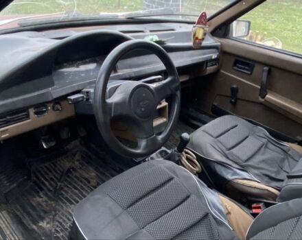 Красный ВАЗ 2109, объемом двигателя 1.5 л и пробегом 1000 тыс. км за 750 $, фото 1 на Automoto.ua