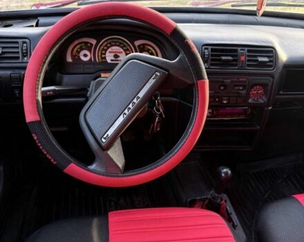 Красный ВАЗ 2109, объемом двигателя 1.3 л и пробегом 400 тыс. км за 1063 $, фото 6 на Automoto.ua