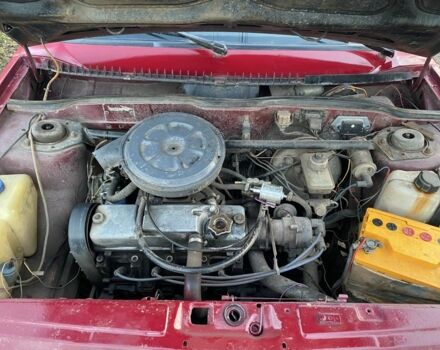Красный ВАЗ 2109, объемом двигателя 1.1 л и пробегом 200 тыс. км за 897 $, фото 5 на Automoto.ua