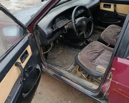 Красный ВАЗ 2109, объемом двигателя 1.6 л и пробегом 200 тыс. км за 450 $, фото 4 на Automoto.ua