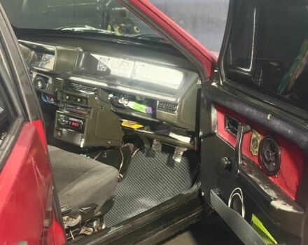 Красный ВАЗ 2109, объемом двигателя 1.5 л и пробегом 3 тыс. км за 1000 $, фото 11 на Automoto.ua