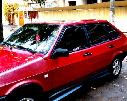 Красный ВАЗ 2109, объемом двигателя 1 л и пробегом 3 тыс. км за 650 $, фото 2 на Automoto.ua