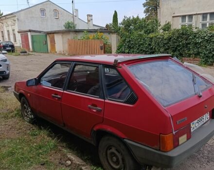 ВАЗ 2109 1989 в Черновцах на Automoto.ua Красный ВАЗ 2109, объемом двигателя 0 л и пробегом 300 тыс. км за 450 $, фото 3 на Automoto.ua