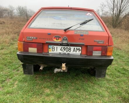 Красный ВАЗ 2109, объемом двигателя 1.3 л и пробегом 58 тыс. км за 992 $, фото 5 на Automoto.ua