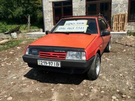 ВАЗ 2109 1986 в Яремче на Automoto.ua Красный ВАЗ 2109, объемом двигателя 0 л и пробегом 30 тыс. км за 1000 $, фото 1 на Automoto.ua