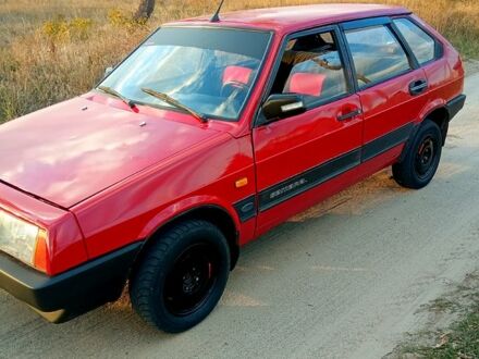 Красный ВАЗ 2109, объемом двигателя 1.6 л и пробегом 180 тыс. км за 950 $, фото 1 на Automoto.ua