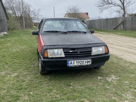 ВАЗ 2109 1988 в Козельце на Automoto.ua Красный ВАЗ 2109, объемом двигателя 1.5 л и пробегом 85 тыс. км за 1085 $, фото 1 на Automoto.ua