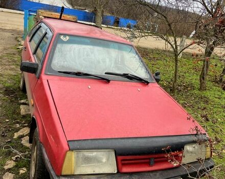 Красный ВАЗ 2109, объемом двигателя 1.5 л и пробегом 120 тыс. км за 600 $, фото 1 на Automoto.ua