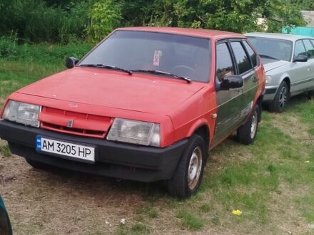 ВАЗ 2109 1988 в Житомире на Automoto.ua Красный ВАЗ 2109, объемом двигателя 1.3 л и пробегом 100 тыс. км за 400 $, фото 1 на Automoto.ua