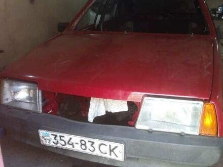 ВАЗ 2109 1988 у Херсоні на Automoto.ua Червоний ВАЗ 2109, об'ємом двигуна 1.5 л та пробігом 100 тис. км за 700 $, фото 1 на Automoto.ua