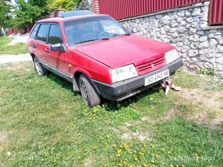ВАЗ 2109 1988 у Тернополі на Automoto.ua Червоний ВАЗ 2109, об'ємом двигуна 1.5 л та пробігом 50 тис. км за 554 $, фото 1 на Automoto.ua