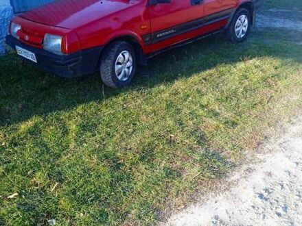 ВАЗ 2109 1989 в Черткове на Automoto.ua Красный ВАЗ 2109, объемом двигателя 1.5 л и пробегом 270 тыс. км за 1300 $, фото 1 на Automoto.ua