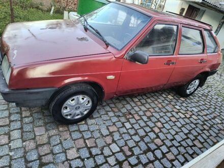 ВАЗ 2109 1989 в Черняхове на Automoto.ua Красный ВАЗ 2109, объемом двигателя 0 л и пробегом 2 тыс. км за 22500 $, фото 1 на Automoto.ua