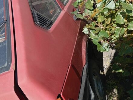 ВАЗ 2109 1989 у Бердичеве на Automoto.ua Червоний ВАЗ 2109, об'ємом двигуна 1.3 л та пробігом 84 тис. км за 290 $, фото 1 на Automoto.ua