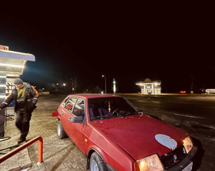 Красный ВАЗ 2109, объемом двигателя 1.45 л и пробегом 250 тыс. км за 661 $, фото 1 на Automoto.ua