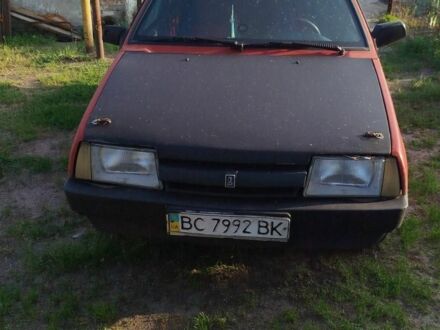ВАЗ 2109 1989 у Иванкове на Automoto.ua Червоний ВАЗ 2109, об'ємом двигуна 1.3 л та пробігом 75 тис. км за 600 $, фото 1 на Automoto.ua