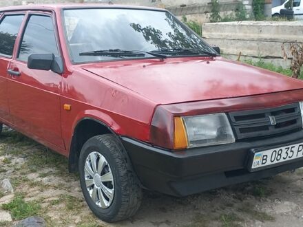 ВАЗ 2109 1989 в Днепре (Днепропетровске) на Automoto.ua Красный ВАЗ 2109, объемом двигателя 1.5 л и пробегом 120 тыс. км за 842 $, фото 1 на Automoto.ua
