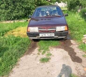 ВАЗ 2109 1989 в Луцке на Automoto.ua Красный ВАЗ 2109, объемом двигателя 1.3 л и пробегом 220 тыс. км за 450 $, фото 1 на Automoto.ua