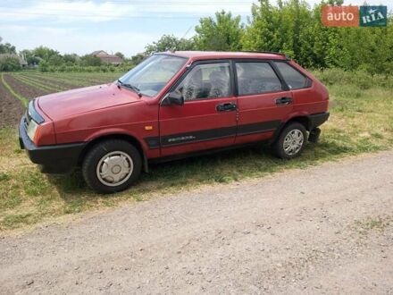 ВАЗ 2109 1989 у Чернобае на Automoto.ua Червоний ВАЗ 2109, об'ємом двигуна 1.5 л та пробігом 100 тис. км за 1100 $, фото 1 на Automoto.ua