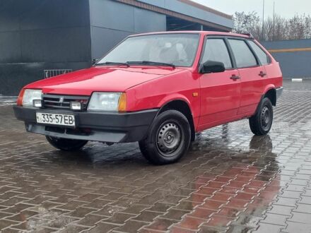 Красный ВАЗ 2109, объемом двигателя 0 л и пробегом 100 тыс. км за 1068 $, фото 1 на Automoto.ua