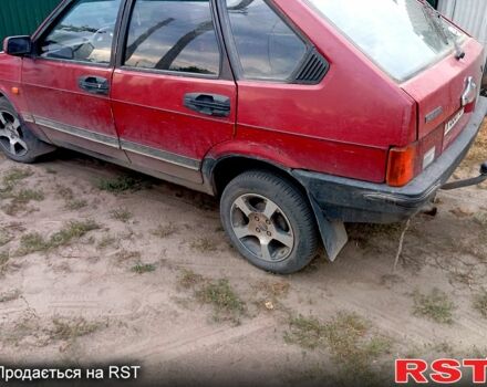 Красный ВАЗ 2109, объемом двигателя 1.5 л и пробегом 150 тыс. км за 900 $, фото 1 на Automoto.ua
