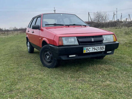 Красный ВАЗ 2109, объемом двигателя 1.3 л и пробегом 300 тыс. км за 1000 $, фото 1 на Automoto.ua