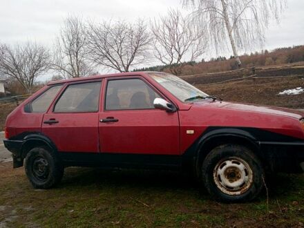 ВАЗ 2109 1990 у Путивле на Automoto.ua Червоний ВАЗ 2109, об'ємом двигуна 1.5 л та пробігом 71 тис. км за 750 $, фото 1 на Automoto.ua