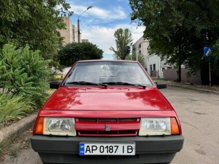 ВАЗ 2109 1990 у Славянске на Automoto.ua Червоний ВАЗ 2109, об'ємом двигуна 1 л та пробігом 1 тис. км за 1150 $, фото 1 на Automoto.ua