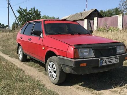 ВАЗ 2109 1990 в Благовещенское (Ульяновка) на Automoto.ua Красный ВАЗ 2109, объемом двигателя 1.5 л и пробегом 150 тыс. км за 900 $, фото 1 на Automoto.ua