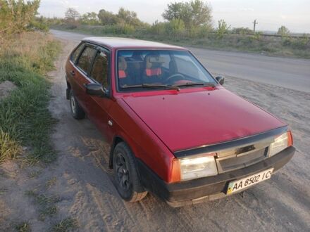 ВАЗ 2109 1990 в Терновке на Automoto.ua Красный ВАЗ 2109, объемом двигателя 1.5 л и пробегом 21 тыс. км за 1015 $, фото 1 на Automoto.ua