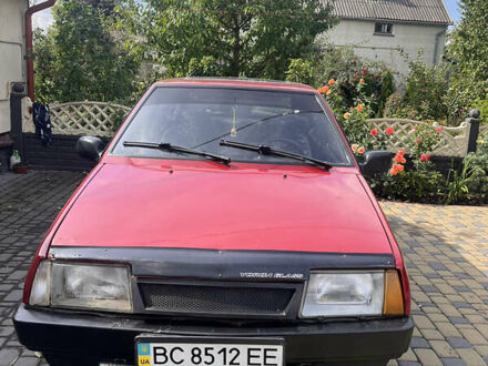 Красный ВАЗ 2109, объемом двигателя 1.3 л и пробегом 230 тыс. км за 950 $, фото 1 на Automoto.ua