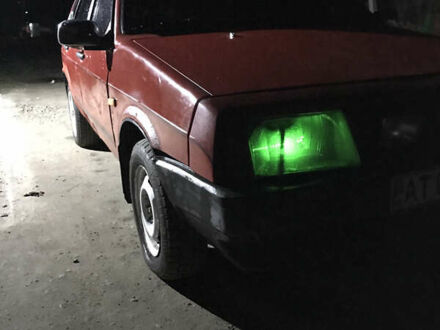 Красный ВАЗ 2109, объемом двигателя 1.5 л и пробегом 178 тыс. км за 750 $, фото 1 на Automoto.ua