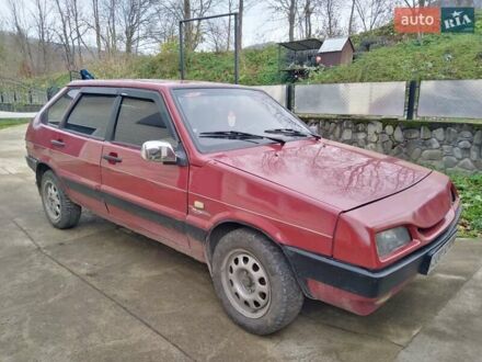ВАЗ 2109 1990 у Вижнице на Automoto.ua Червоний ВАЗ 2109, об'ємом двигуна 0 л та пробігом 100 тис. км за 1000 $, фото 1 на Automoto.ua