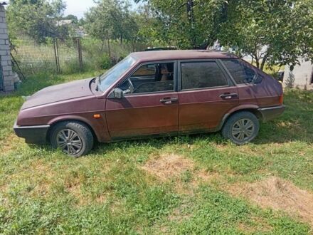 ВАЗ 2109 1991 в Днепре (Днепропетровске) на Automoto.ua Красный ВАЗ 2109, объемом двигателя 0 л и пробегом 2 тыс. км за 900 $, фото 1 на Automoto.ua