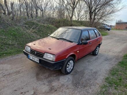 Красный ВАЗ 2109, объемом двигателя 1.5 л и пробегом 150 тыс. км за 750 $, фото 1 на Automoto.ua
