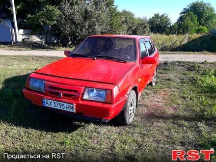 Красный ВАЗ 2109, объемом двигателя 1.3 л и пробегом 135 тыс. км за 590 $, фото 1 на Automoto.ua