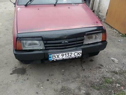 ВАЗ 2109 1991 у Хмельницькому на Automoto.ua Червоний ВАЗ 2109, об'ємом двигуна 1.5 л та пробігом 255 тис. км за 650 $, фото 1 на Automoto.ua