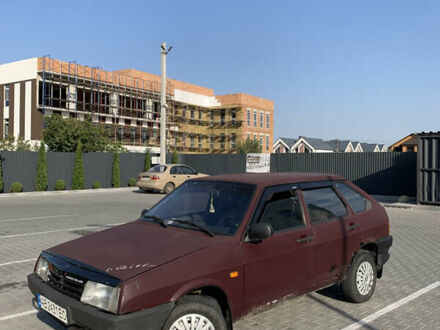 ВАЗ 2109 1991 в Виннице на Automoto.ua Красный ВАЗ 2109, объемом двигателя 1.29 л и пробегом 300 тыс. км за 900 $, фото 1 на Automoto.ua