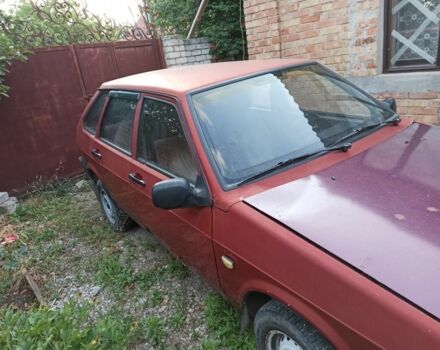 Красный ВАЗ 2109, объемом двигателя 2 л и пробегом 200 тыс. км за 361 $, фото 1 на Automoto.ua