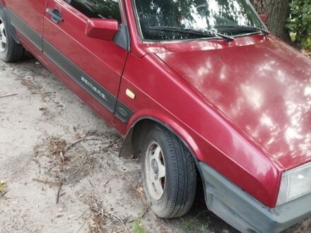 Красный ВАЗ 2109, объемом двигателя 1 л и пробегом 400 тыс. км за 900 $, фото 1 на Automoto.ua