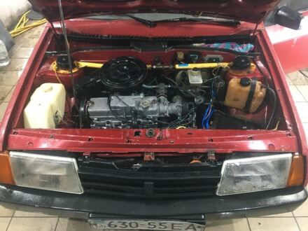 ВАЗ 2109 1991 у Донецьку на Automoto.ua Червоний ВАЗ 2109, об'ємом двигуна 0.13 л та пробігом 1 тис. км за 1250 $, фото 1 на Automoto.ua
