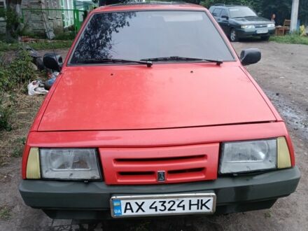 ВАЗ 2109 1991 в Лозовой на Automoto.ua Красный ВАЗ 2109, объемом двигателя 0 л и пробегом 250 тыс. км за 967 $, фото 1 на Automoto.ua