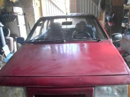ВАЗ 2109 1991 в Каменце-Подольском на Automoto.ua Красный ВАЗ 2109, объемом двигателя 1.3 л и пробегом 10 тыс. км за 850 $, фото 1 на Automoto.ua
