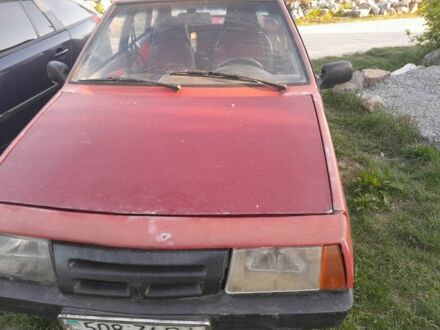 ВАЗ 2109 1991 у Хмельнике на Automoto.ua Червоний ВАЗ 2109, об'ємом двигуна 1.3 л та пробігом 150 тис. км за 600 $, фото 1 на Automoto.ua